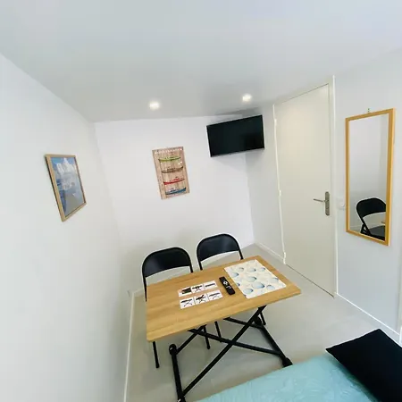 Et Centre à Pied, La Pinasse Est Maison Duplex Climatisée Avec Ménage, Draps Et Serviettes Inclus Arcachón