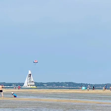 Et Centre à Pied, La Pinasse Est Maison Duplex Climatisée Avec Ménage, Draps Et Serviettes Inclus *